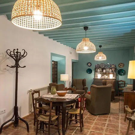 Casa Cuqui * Orgaz